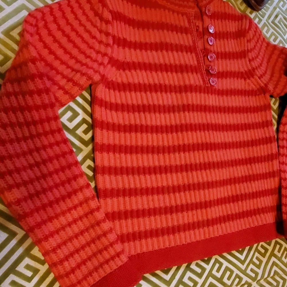 Marc Jacob's Sweater - Picture 2 of 5
